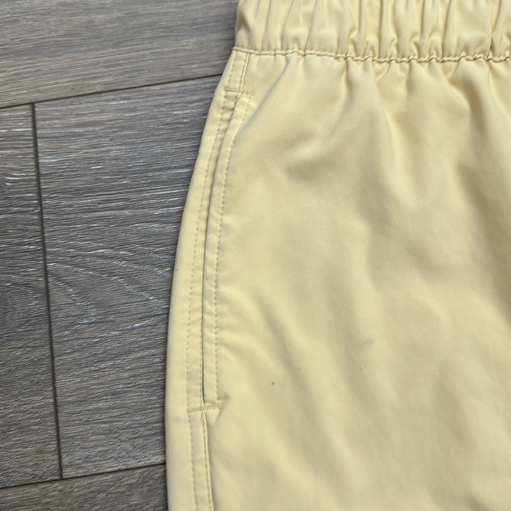 Men’s A&F Swim Trunks (Yellow) - Picture 3 of 7